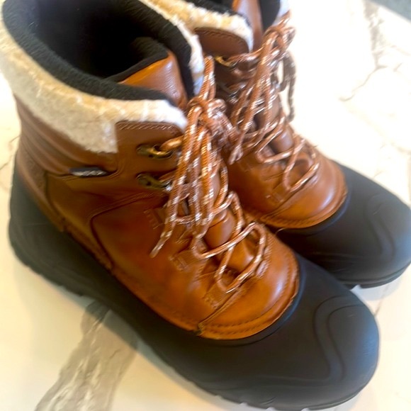 Men’s Nautica Size 8, Low tide, Tan,Black, Duck Boot, Waterproof, winter boot - Picture 13 of 13
